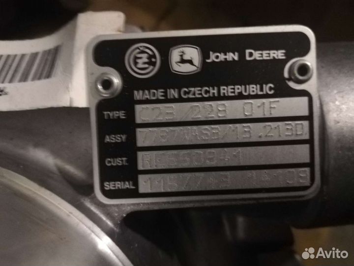 Турбина John Deere RE550941