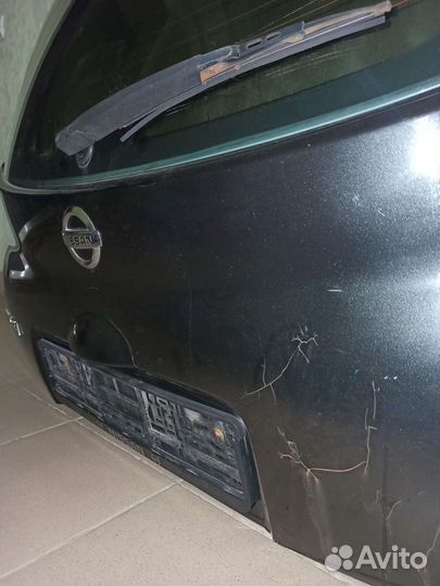 Крышка багажника Nissan Micra K12