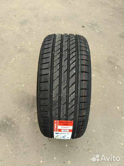 Three-A Eco819 245/45 R18 100W