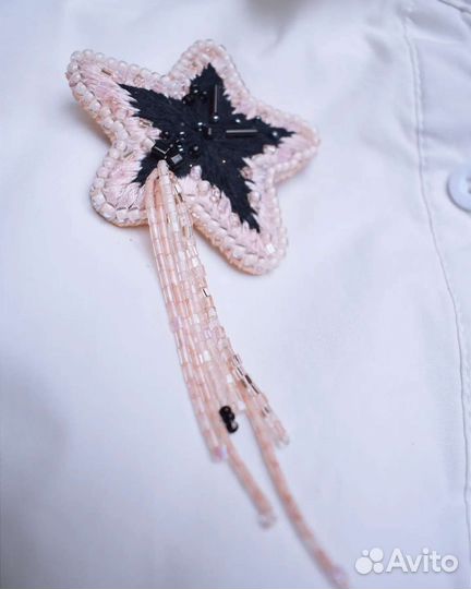 Брошь из бисера комета, звезда