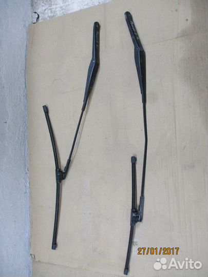 Поводок стеклоочистителя Форд Фокус 2 рестайлинг