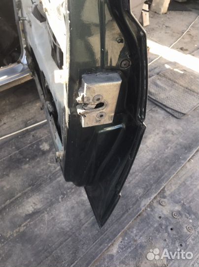 Дверь передняя правая volkswagen golf mk2