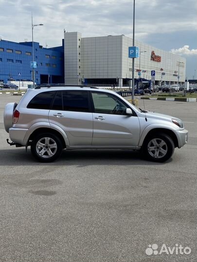 Toyota RAV4 2.0 AT, 2001, 525 000 км