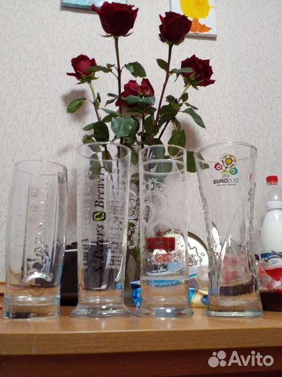 Коллекция пивных кружек и бокалов