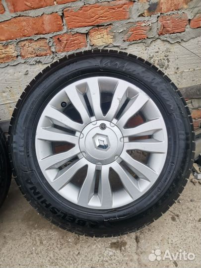 Литые диски R15 4x100 с резиной оригинал Renault
