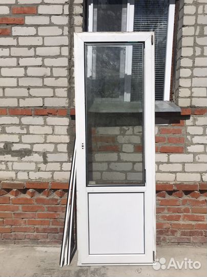 Дверь пластиковая бу