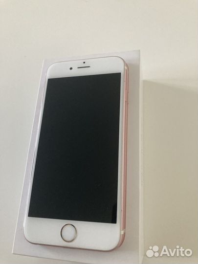 Телефон iPhone 6s