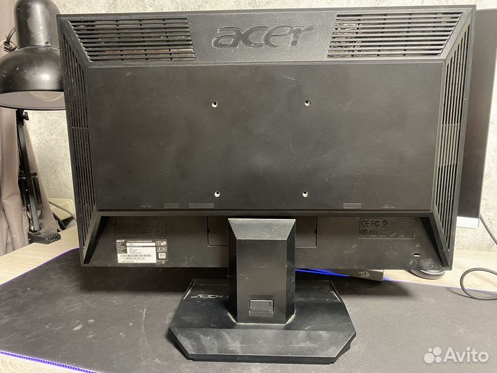 Монитор 20 дюймов