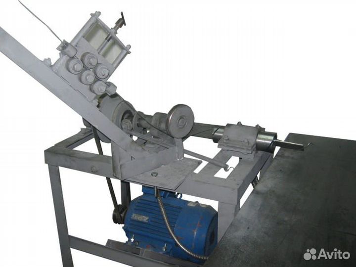 Станок для изготовления сетки рабицы