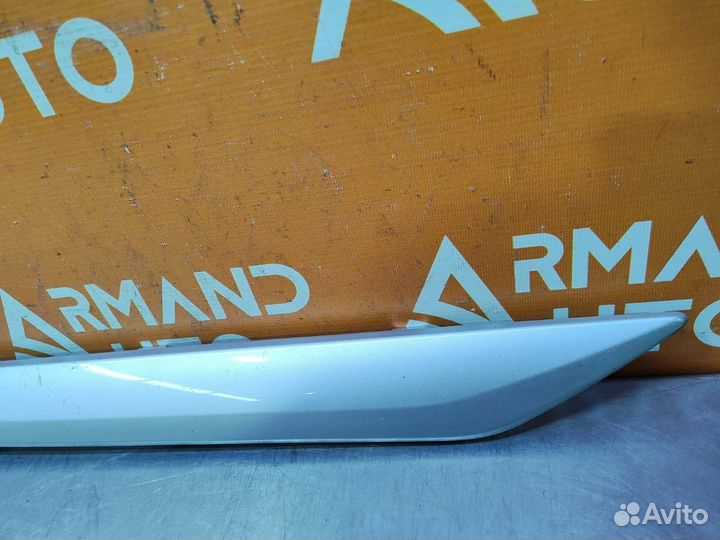 Накладка молдинга двери задняя левая Mitsubishi