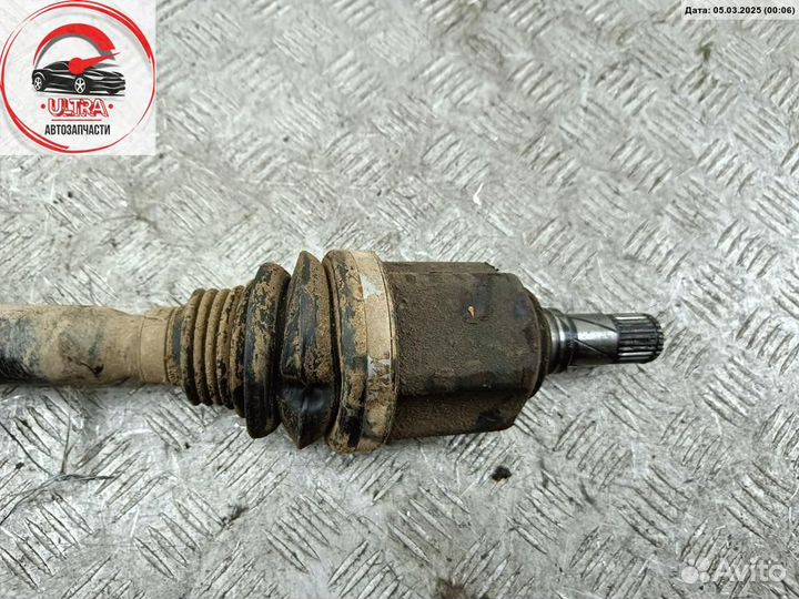 Полуось передняя левая б/у Opel Zafira B Z19DTH150