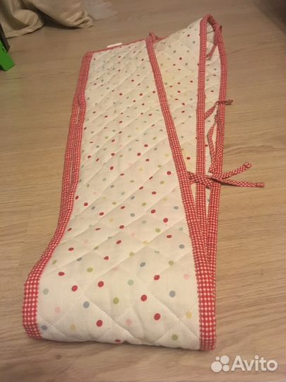 Бортик для детской кроватки