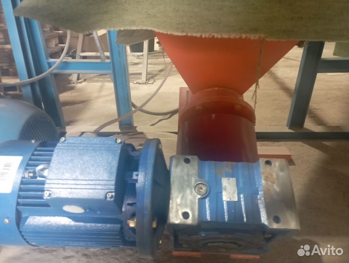 Шнековый транспортер шд-6М-169-3-У-Ч-тз