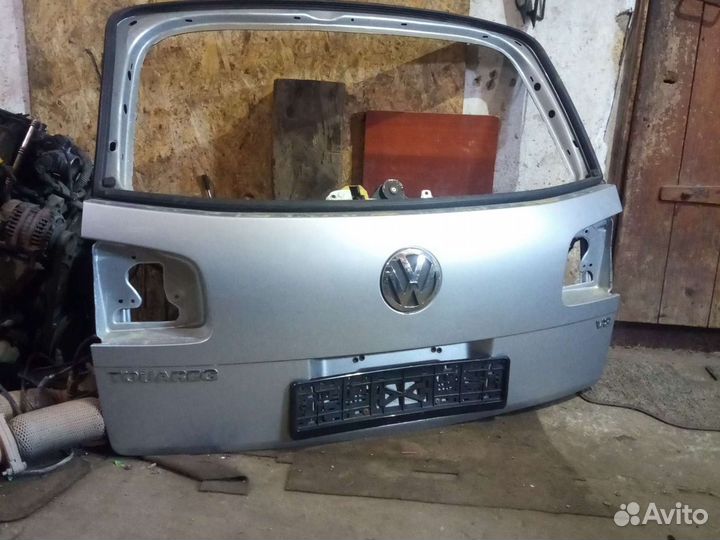 Крышка багажника touareg