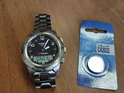 Продам оригинал часы Tissot T-Touch 2 Titanium