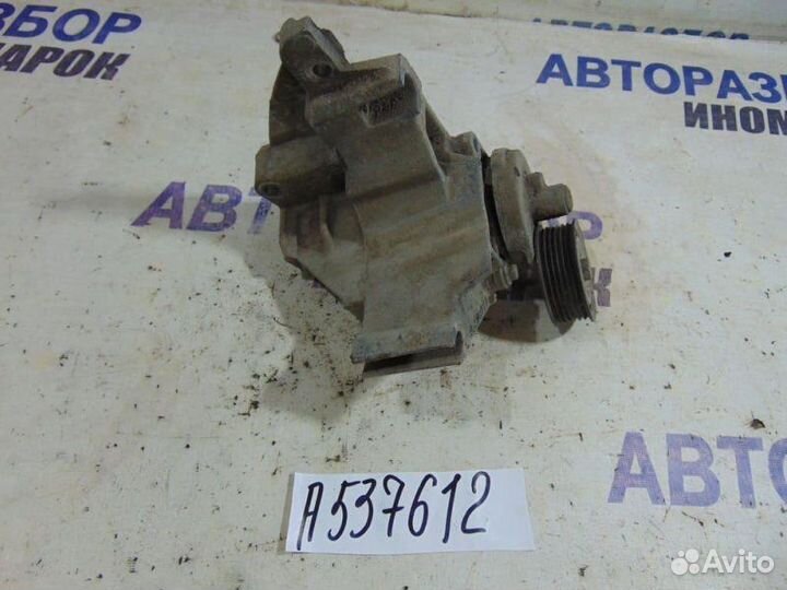 Кронштейн генератора Ford Focus 1 1998-2004