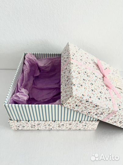 Коробка для подарка