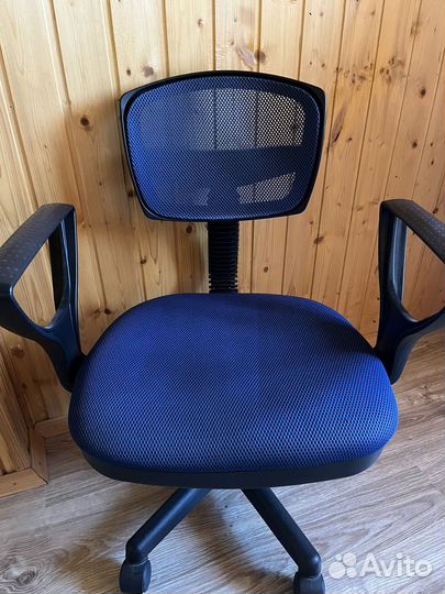 Компьютерное кресло