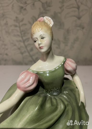 Статуэтки Royal Doulton Англия