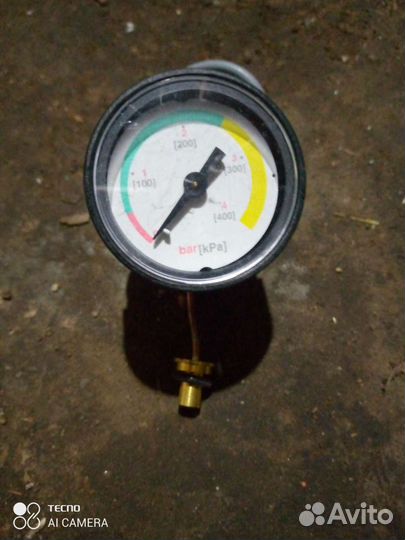 Манометр навьен