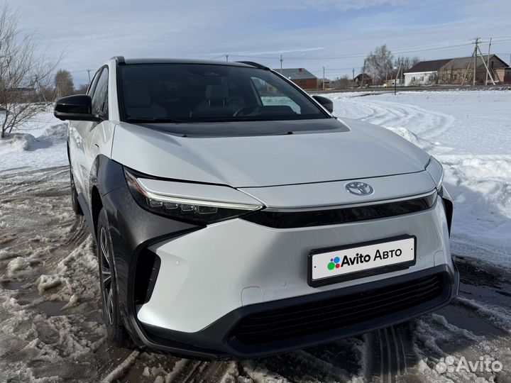 Toyota bZ4X 218 л.с. AT, 2023, 2 192 км