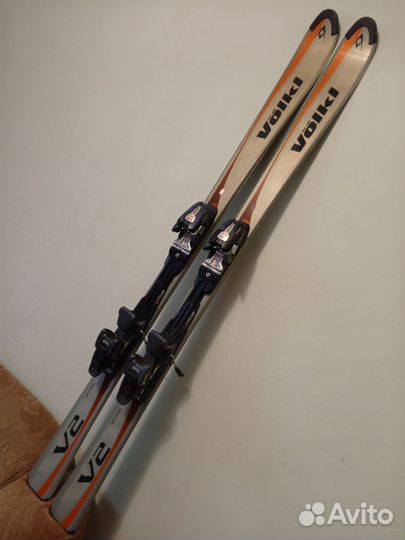Горные лыжи комплект