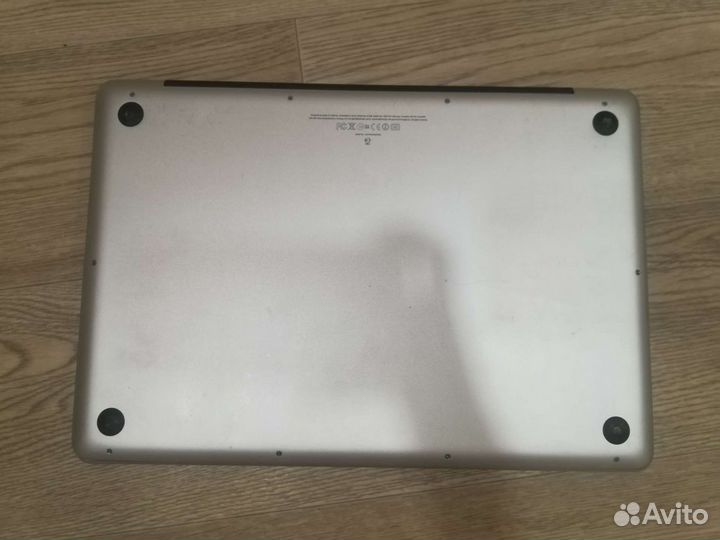 Macbook pro 13 mid 2010