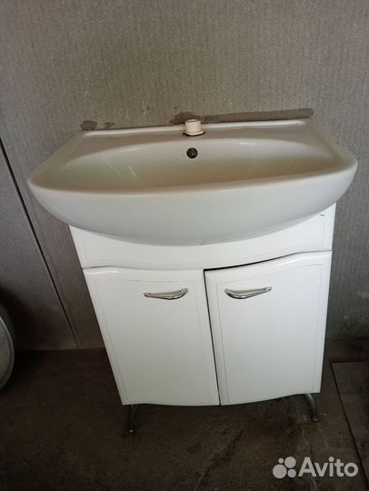 Тумба для ванной бу с раковиной