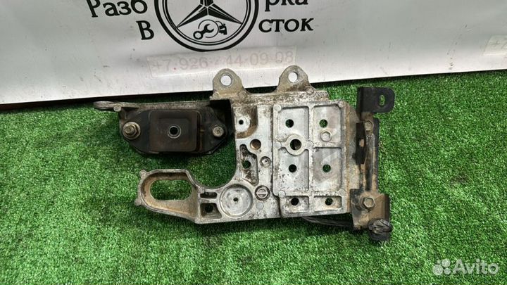 11254JD000 Кронштейн опоры кпп Nissan Qashqai J10