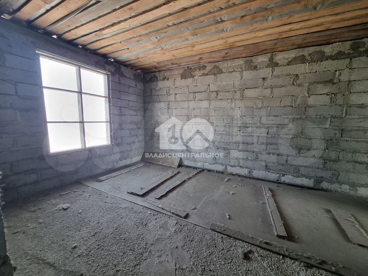 Дом 288 м² на участке 6 сот.