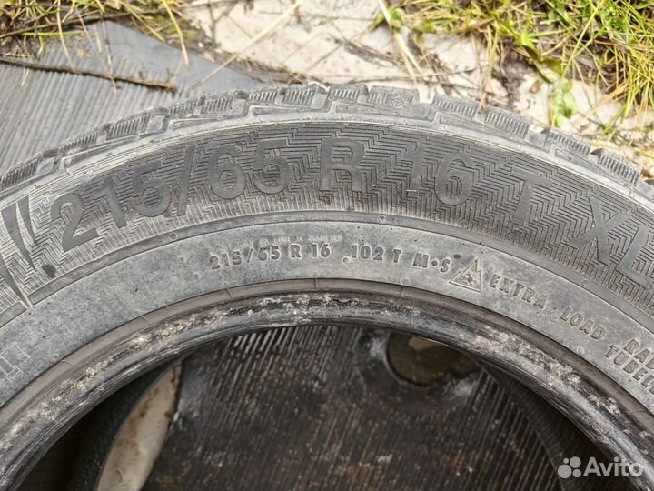 Nokian Tyres Hakkapeliitta R2 215/65 R16