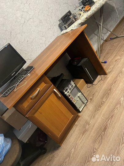 Компьютерный стол бу
