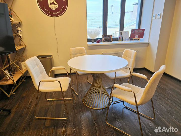 Стол обеденный круглый 100