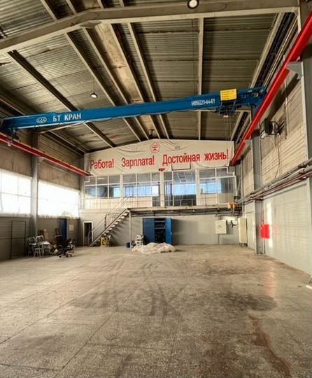 Производство, 1300 м²