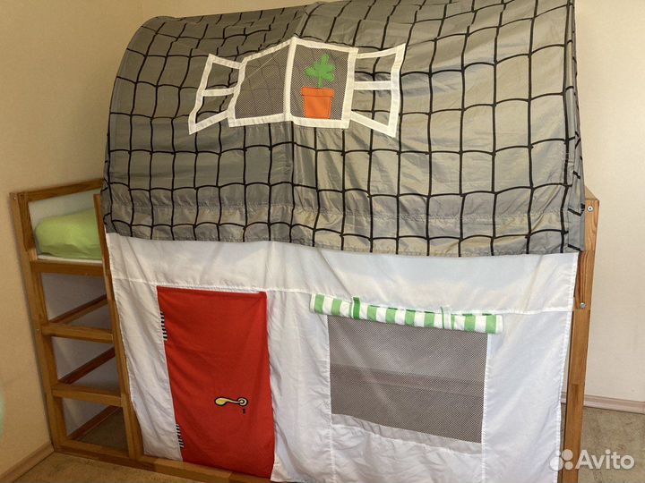 Детская кровать Икеа Кюра с матрасом и пологом