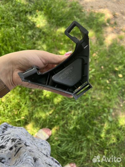 Кронштейн крепления бампера ford Focus