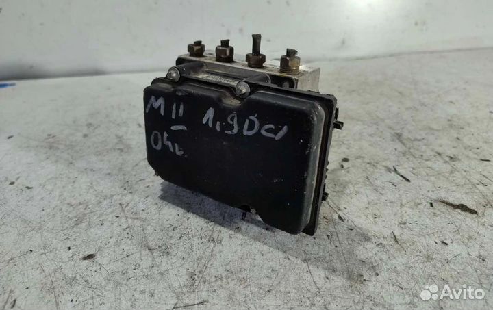 Блок абс 8200377455 Renault Megane II 2002 - 2005 года