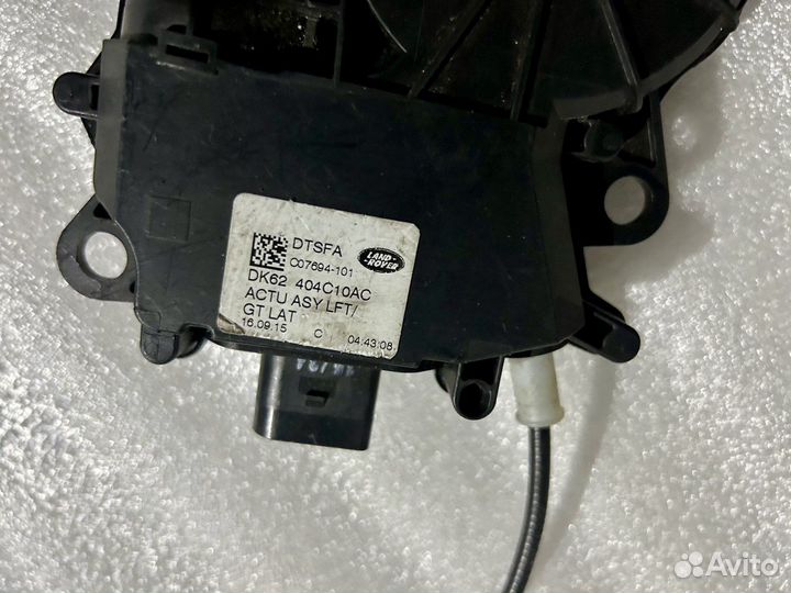 Замок и активатор замка багажника Range Rover