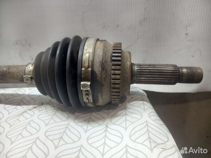 Привод передний правый Geely Emgrand EC7
