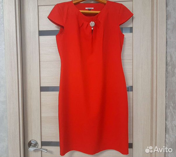 Платье женское 48