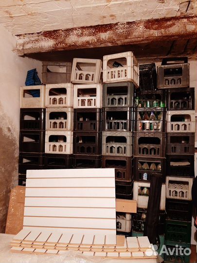 Продам ящики для бутылок б/у 136штук