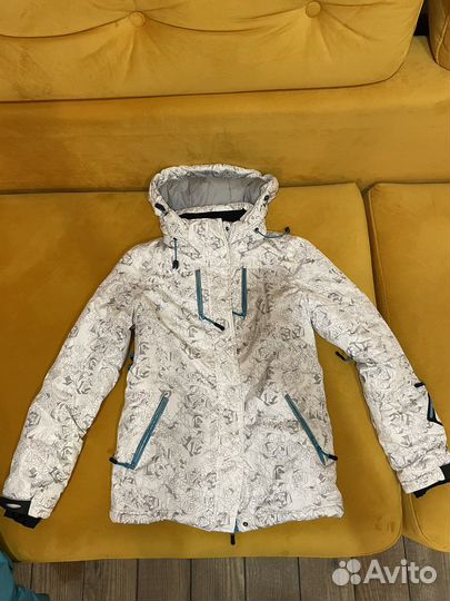 Горнолыжный костюм