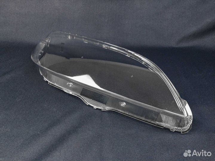 Стекло фары Mazda 3 BL 2003- R