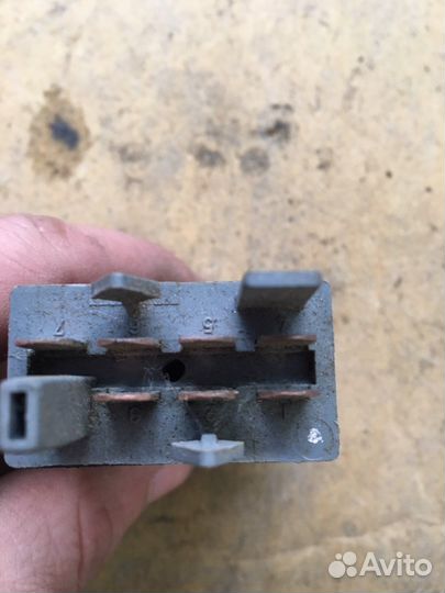 Кнопка аварийной остановки Skoda Octavia A4(2279)