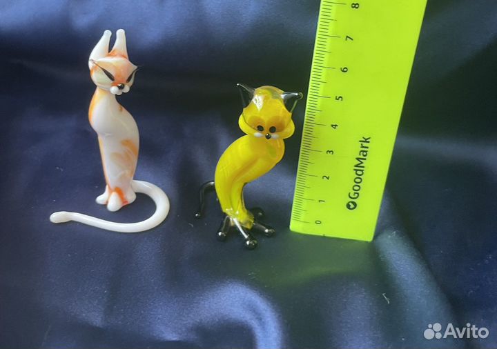 Фигурки цветное стекло