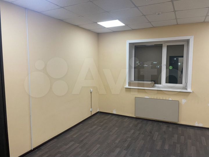 Офис, 25 кВ/м