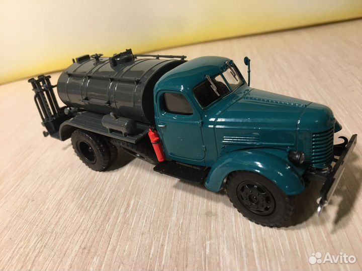 Самосвал, грузовик 1:43