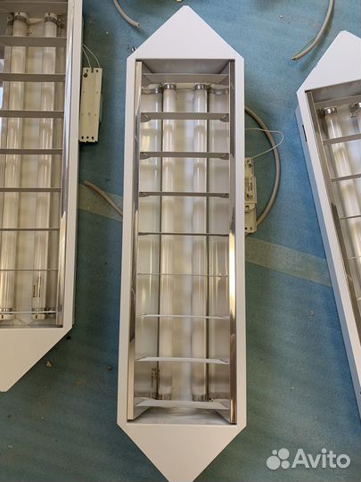 Светильники потолочные Philips бу