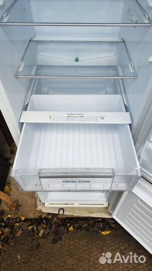 Встраиваемый холодильник Ariston BCB 33 A F