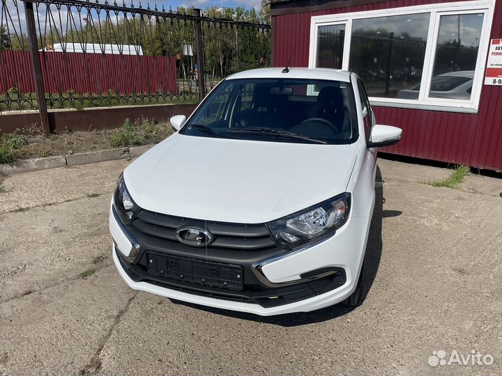 LADA Granta, 2023